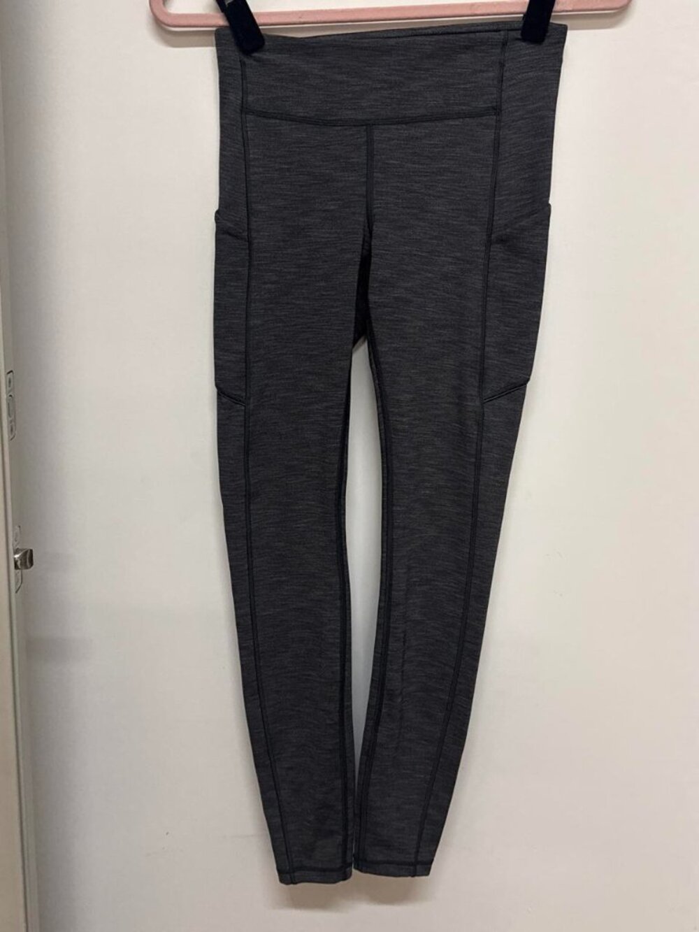 Lululemon Women's Grey Leggings
